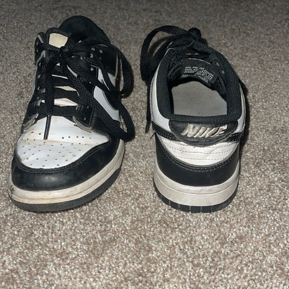 Nike Air Force 1 Pandas - Picture 3 of 5